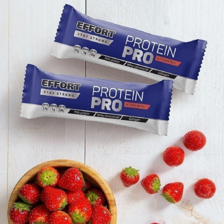 Протеиновый батончик в глазури с клубникой