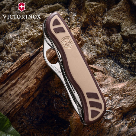 Нож перочинный Victorinox Trailmaster (0.8461.MWC941) 111мм 10функций камуфляж пустыни карт.коробка