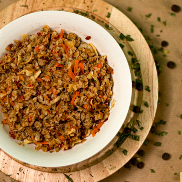 Гречка с грибами в соусе со сливочным вкусом 300г, СПЕЦПИТ.