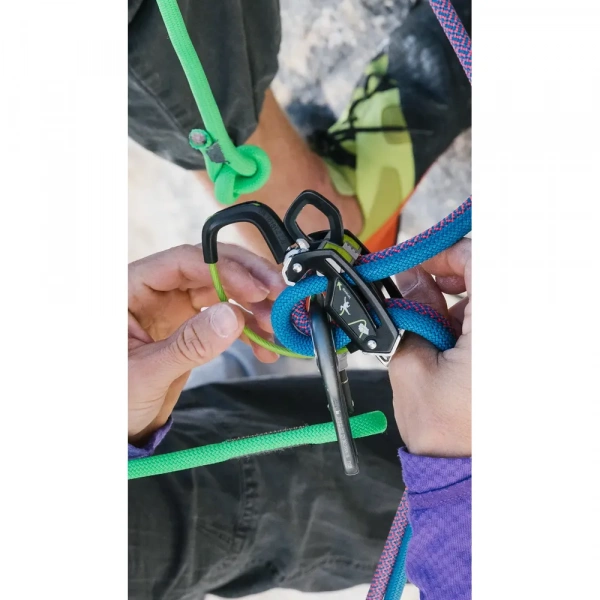 Страховочное устройство Edelrid Giga Jul Страховочное устройство Edelrid Giga Jul