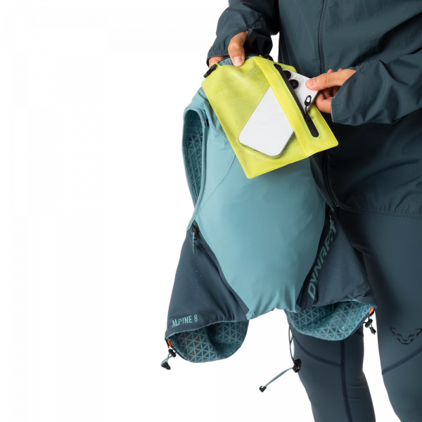Жилет беговой с 2 флягами Dynafit ALPINE 8 VEST