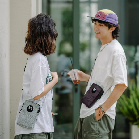 Сумочка Naturehike Mobile phone shoulder bag CNK2450XB011