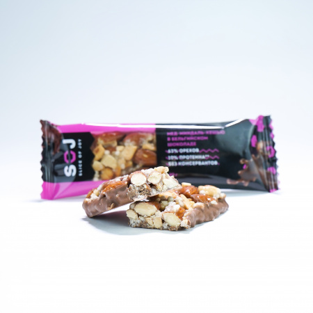 Батончик ореховый с ирисо-сливочным вкусом МЕД-МИНДАЛЬ-КЕШЬЮ 40г