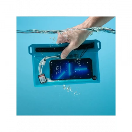 Водонепроницаемая сумка - чехол NiteIze RunOff Waterproof Small Travel Pouch