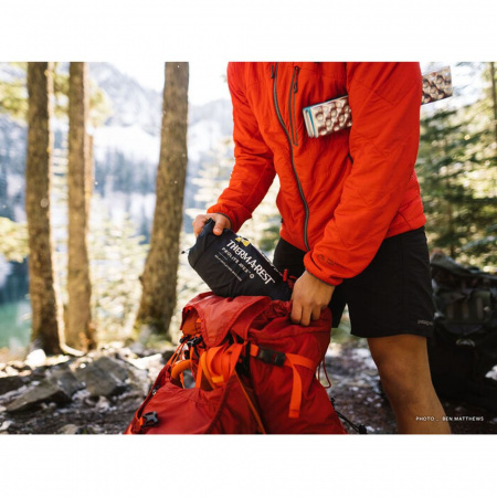 Therm-A-Rest Коврик самонадувающийся PROLITE APEX Heat Wave Regular Wide